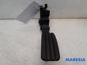 Gebruikte Gaspedaalpositie Sensor Renault Megane III Coupe (DZ) 1.4 16V TCe 130 Prijs € 45,00 Margeregeling aangeboden door Maresia Parts