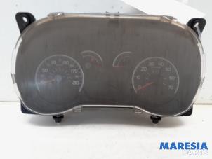 Gebruikte Cockpit Fiat Doblo Cargo (263) 1.3 MJ 16V DPF Euro 5 Prijs € 90,75 Inclusief btw aangeboden door Maresia Parts