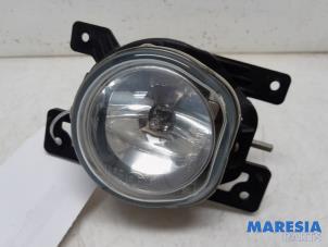 Gebruikte Mistlamp links-voor Fiat Doblo Cargo (263) 1.3 MJ 16V DPF Euro 5 Prijs € 18,15 Inclusief btw aangeboden door Maresia Parts