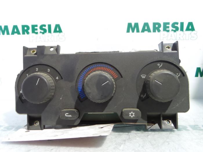 ALFA ROMEO GTV 916 (1995-2006) Klimato kontrolės (klimos) valdymas 113131860 19428861