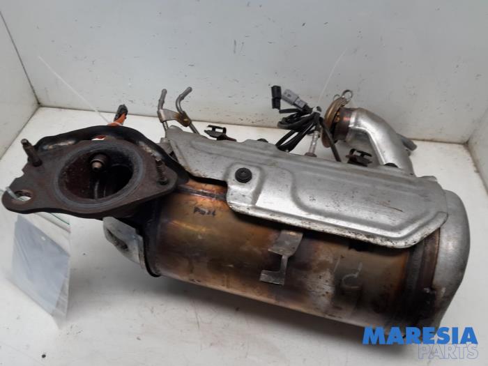 Gebruikte Roetfilter Renault Kangoo Express (FW) 1.5 dCi 75 FAP Prijs € 422,29 Inclusief btw aangeboden door Maresia Parts