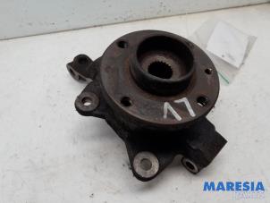 Gebruikte Asschenkel links-voor Renault Kangoo Express (FW) 1.5 dCi 75 FAP Prijs € 60,49 Inclusief btw aangeboden door Maresia Parts