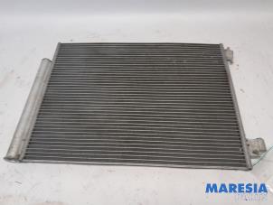 Gebruikte Airco Condensor Renault Clio IV Estate/Grandtour (7R) 0.9 Energy TCE 90 12V Prijs € 50,00 Margeregeling aangeboden door Maresia Parts