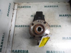 Gebruikte Asschenkel rechts-voor Fiat Panda (141) 1100 IE,Selecta Prijs € 25,00 Margeregeling aangeboden door Maresia Parts