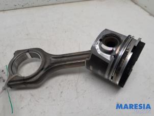 Gebruikte Drijfstang Peugeot Partner (GC/GF/GG/GJ/GK) 1.6 HDI 75 16V Prijs € 54,45 Inclusief btw aangeboden door Maresia Parts