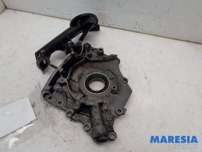Gebruikte Oliepomp Peugeot Partner (GC/GF/GG/GJ/GK) 1.6 HDI 75 16V Prijs € 60,50 Inclusief btw aangeboden door Maresia Parts