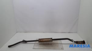 Gebruikte Uitlaat Middendemper Renault Clio IV (5R) 1.2 TCE 16V GT EDC Prijs € 75,00 Margeregeling aangeboden door Maresia Parts