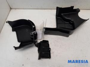 Gebruikte Distributiedeksel Fiat Panda (169) 1.4 16V Prijs € 25,00 Margeregeling aangeboden door Maresia Parts