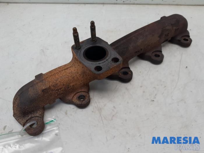 Gebruikte Spruitstuk Uitlaat Peugeot 308 SW (L4/L9/LC/LJ/LR) 1.6 HDi 92 16V Prijs € 24,95 Margeregeling aangeboden door Maresia Parts