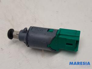 Gebruikte Koppeling schakelaar Renault Kangoo Express (FW) 1.5 dCi 75 FAP Prijs € 12,10 Inclusief btw aangeboden door Maresia Parts