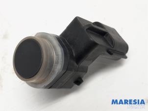 Gebruikte Sensor PDC Renault Kangoo Express (FW) 1.5 dCi 75 FAP Prijs € 23,60 Inclusief btw aangeboden door Maresia Parts