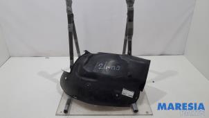 Gebruikte Modderkuip Renault Grand Scénic II (JM) 2.0 16V Turbo Prijs € 10,00 Margeregeling aangeboden door Maresia Parts