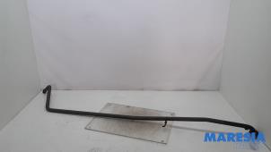 Gebruikte Uitlaat Tussenpijp Peugeot 107 1.0 12V Prijs € 35,00 Margeregeling aangeboden door Maresia Parts