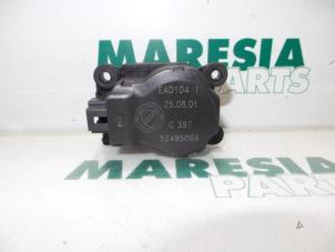 Gebruikte Kachelklep Motor Alfa Romeo 147 (937) 1.9 JTD 115 Prijs € 25,00 Margeregeling aangeboden door Maresia Parts