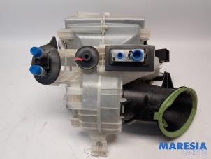 Gebruikte Chaufagebak Peugeot 208 I (CA/CC/CK/CL) 1.0 Vti 12V PureTech Prijs € 149,95 Margeregeling aangeboden door Maresia Parts