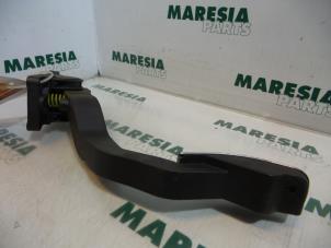 Gebruikte Gaspedaalpositie Sensor Peugeot 206 (2A/C/H/J/S) 1.4 16V Prijs € 40,00 Margeregeling aangeboden door Maresia Parts