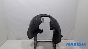 Gebruikte Modderkuip Peugeot 5008 I (0A/0E) 1.6 VTI 16V Prijs € 25,00 Margeregeling aangeboden door Maresia Parts