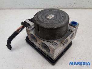 Gebruikte ABS Pomp Peugeot 208 I (CA/CC/CK/CL) 1.0 Vti 12V PureTech Prijs € 69,99 Margeregeling aangeboden door Maresia Parts