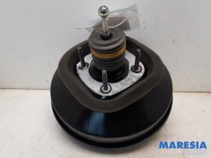 Gebruikte Rembooster Citroen C4 Cactus (0B/0P) 1.2 PureTech 82 12V Prijs € 39,90 Margeregeling aangeboden door Maresia Parts