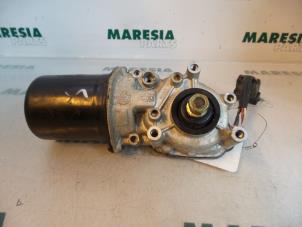 Gebruikte Ruitenwissermotor voor Peugeot 406 Break (8E/F) 1.9 dT Prijs € 35,00 Margeregeling aangeboden door Maresia Parts
