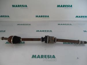 Gebruikte Homokineetas rechts-voor Renault Megane II (BM/CM) 1.9 dCi 120 Prijs € 35,00 Margeregeling aangeboden door Maresia Parts