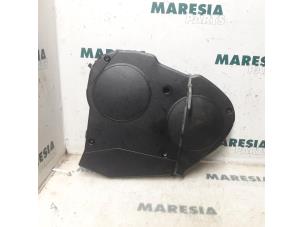 Gebruikte Distributiedeksel Peugeot 206 (2A/C/H/J/S) 2.0 GTI 16V Prijs € 20,00 Margeregeling aangeboden door Maresia Parts