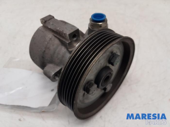 Gebruikte Stuurbekrachtiging Pomp Fiat Doblo Cargo (263) 1.3 MJ 16V DPF Euro 5 Prijs € 48,40 Inclusief btw aangeboden door Maresia Parts