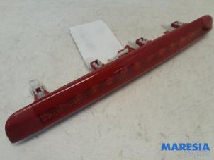 Gebruikte Extra Remlicht midden Fiat Panda/Pandina (312) 0.9 TwinAir Turbo 80 Prijs € 30,00 Margeregeling aangeboden door Maresia Parts