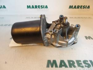 Gebruikte Ruitenwissermotor voor Peugeot 405 I (15B) 1.6 SRi,GRi Prijs € 25,00 Margeregeling aangeboden door Maresia Parts