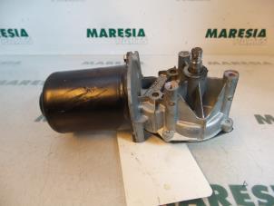Gebruikte Ruitenwissermotor voor Peugeot 405 II (4B) 1.9 D Prijs € 25,00 Margeregeling aangeboden door Maresia Parts