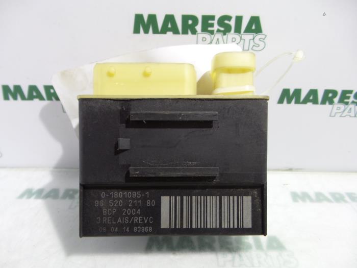Gebruikte Computer Diversen Peugeot 207/207+ (WA/WC/WM) 1.6 HDi 16V Prijs € 15,00 Margeregeling aangeboden door Maresia Parts