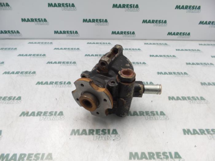 Gebruikte Pomp Servo Citroen ZX 1.9i Volcane Prijs € 35,00 Margeregeling aangeboden door Maresia Parts
