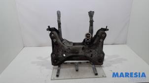Gebruikte Subframe Renault Espace (JK) 2.0 dCi 16V 150 FAP Prijs € 70,00 Margeregeling aangeboden door Maresia Parts