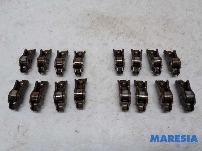 Gebruikte Tuimelaar Peugeot 207/207+ (WA/WC/WM) 1.6 16V VTi Prijs € 50,00 Margeregeling aangeboden door Maresia Parts