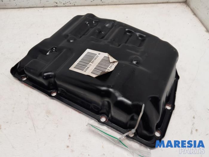 Gebruikte Versnellingsbakdeksel Citroen C4 Picasso (3D/3E) 1.2 12V PureTech 130 Prijs € 60,00 Margeregeling aangeboden door Maresia Parts