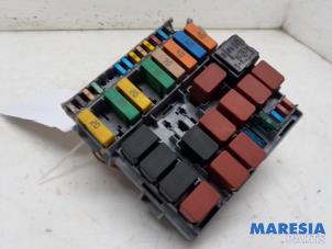 Gebruikte Zekeringkast Fiat 500C (312) 0.9 TwinAir 85 Prijs € 39,95 Margeregeling aangeboden door Maresia Parts