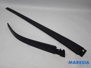 Gebruikte Afdekplaat Cabriodak Fiat 500C (312) 0.9 TwinAir 85 Prijs € 90,00 Margeregeling aangeboden door Maresia Parts