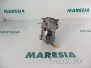 Gebruikte Vacuumpomp (Diesel) Renault R19 Prijs € 25,00 Margeregeling aangeboden door Maresia Parts