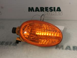 Gebruikte Knipperlicht rechts Fiat Multipla (186) 1.6 16V 100 SX,ELX Prijs € 25,00 Margeregeling aangeboden door Maresia Parts
