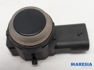 Gebruikte PDC Sensor Peugeot 3008 II (M4/MC/MJ/MR) 1.2 12V e-THP PureTech 130 Prijs € 24,99 Margeregeling aangeboden door Maresia Parts