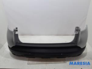 Gebruikte Achterbumper Renault Captur (2R) 0.9 Energy TCE 12V Prijs € 250,00 Margeregeling aangeboden door Maresia Parts