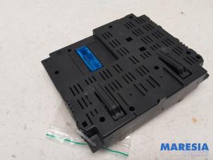 Gebruikte Blue&Me Lancia Delta (844) 1.4 T-Jet 16V 150 Prijs € 210,00 Margeregeling aangeboden door Maresia Parts