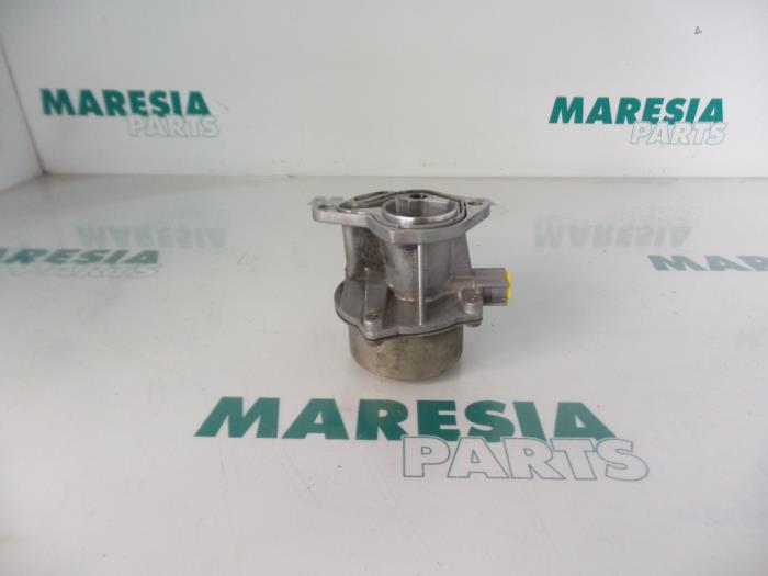 Gebruikte Videpomp (Diesel) Renault Kangoo (KC) 1.9 D 65 Prijs € 24,95 Margeregeling aangeboden door Maresia Parts