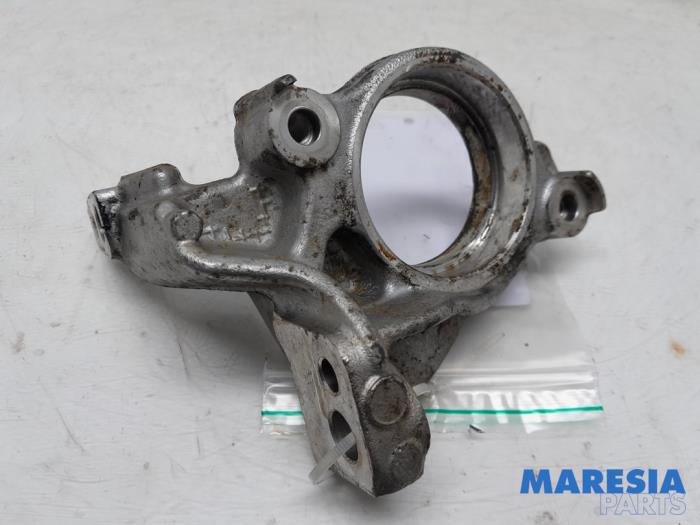 Gebruikte Motorrubber Citroen C4 Grand Picasso (3A) 1.6 HDiF, Blue HDi 115 Prijs € 30,00 Margeregeling aangeboden door Maresia Parts