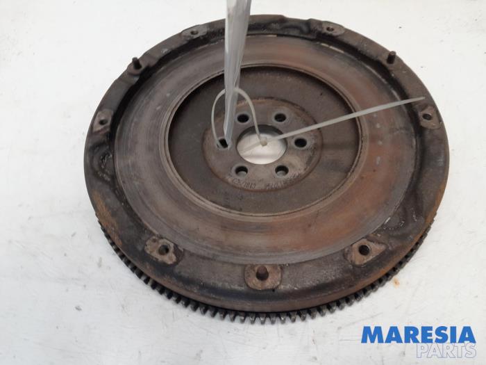 Gebruikte Vliegwiel Citroen Berlingo 1.5 BlueHDi 100 Prijs € 90,75 Inclusief btw aangeboden door Maresia Parts