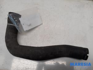 Gebruikte Intercooler Slang Lancia Delta (844) 1.4 T-Jet 16V 150 Prijs € 50,00 Margeregeling aangeboden door Maresia Parts