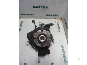 Gebruikte Asschenkel rechts-voor Lancia Ypsilon (843) 1.3 JTD 16V Multijet Prijs € 35,00 Margeregeling aangeboden door Maresia Parts
