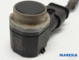 Gebruikte Sensor PDC Alfa Romeo Giulietta (940) 1.4 TB 16V MultiAir Prijs € 19,50 Margeregeling aangeboden door Maresia Parts