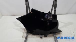 Gebruikte Bumperdeel links-achter Renault Megane III Grandtour (KZ) 1.4 16V TCe 130 Prijs € 80,00 Margeregeling aangeboden door Maresia Parts