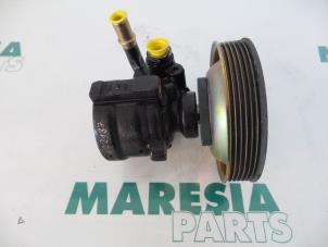 Gebruikte Servopomp Alfa Romeo 147 (937) 1.9 JTD 16V Prijs € 50,00 Margeregeling aangeboden door Maresia Parts